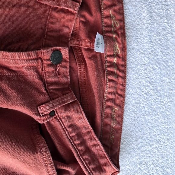 Eddie Bauer Red Jean Shorts Straight-Leg Denim Slightly Curvy - Picture 6 of 13